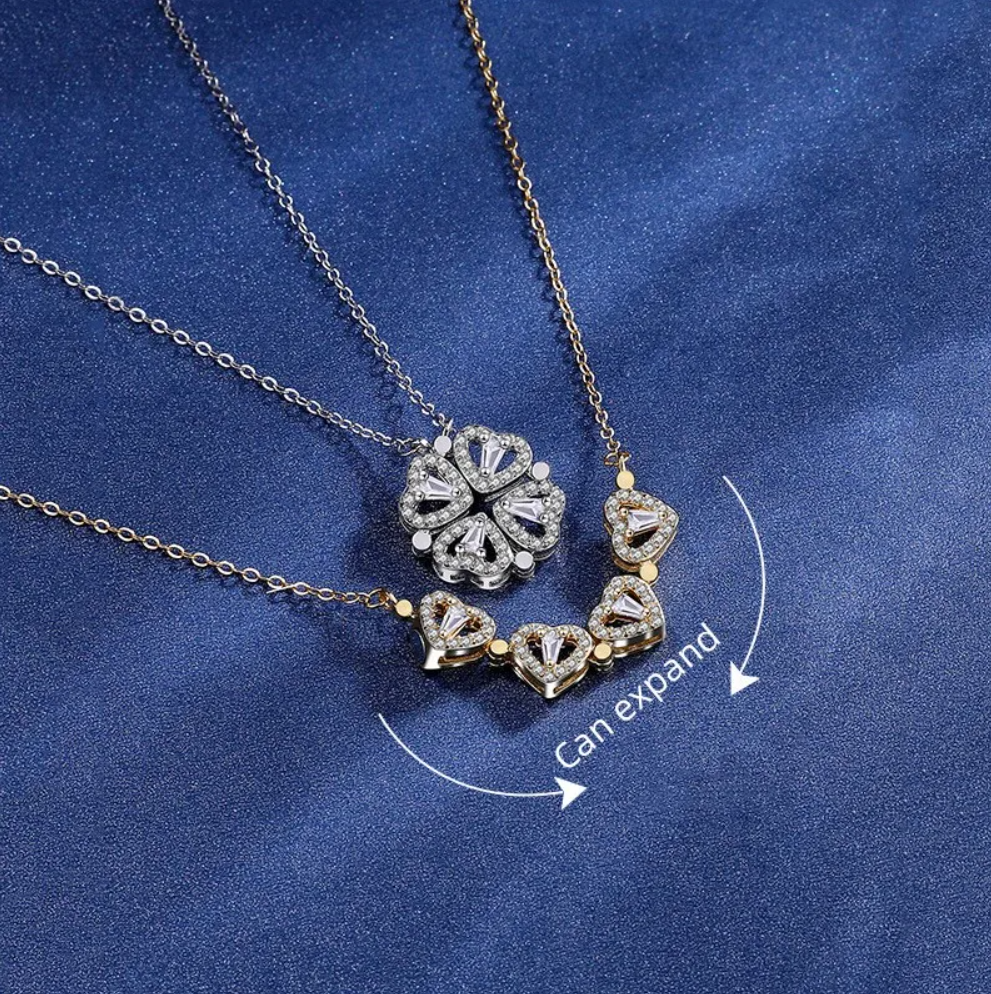 CLOVER ELEGANCE™ NECKLACE