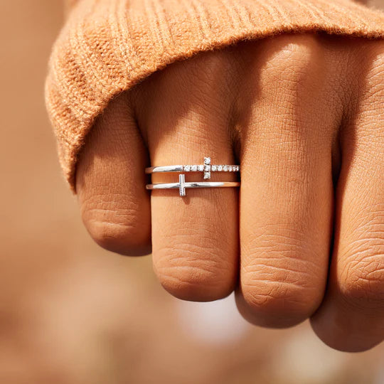DOUBLE CROSS RING