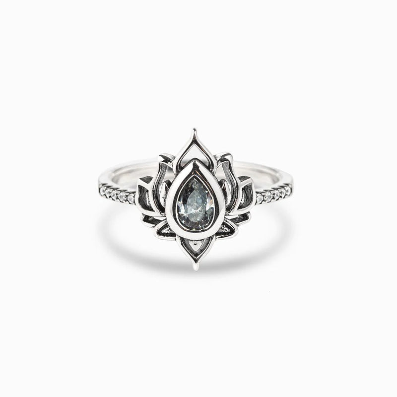 Lotus Ring – 12 Months Birthstone